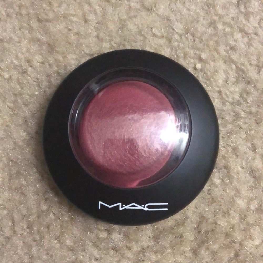 MAC Mineralize Blush Love Thing